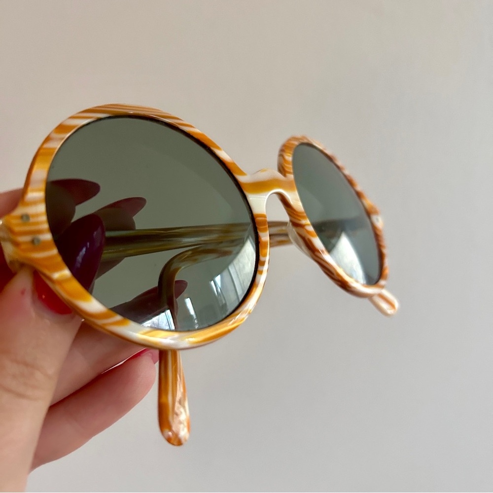 Vintage 60s 70s Marbled Round Mod Psychedelic Hippie Boho Woodstock Sunglasses - Picture 5 of 16